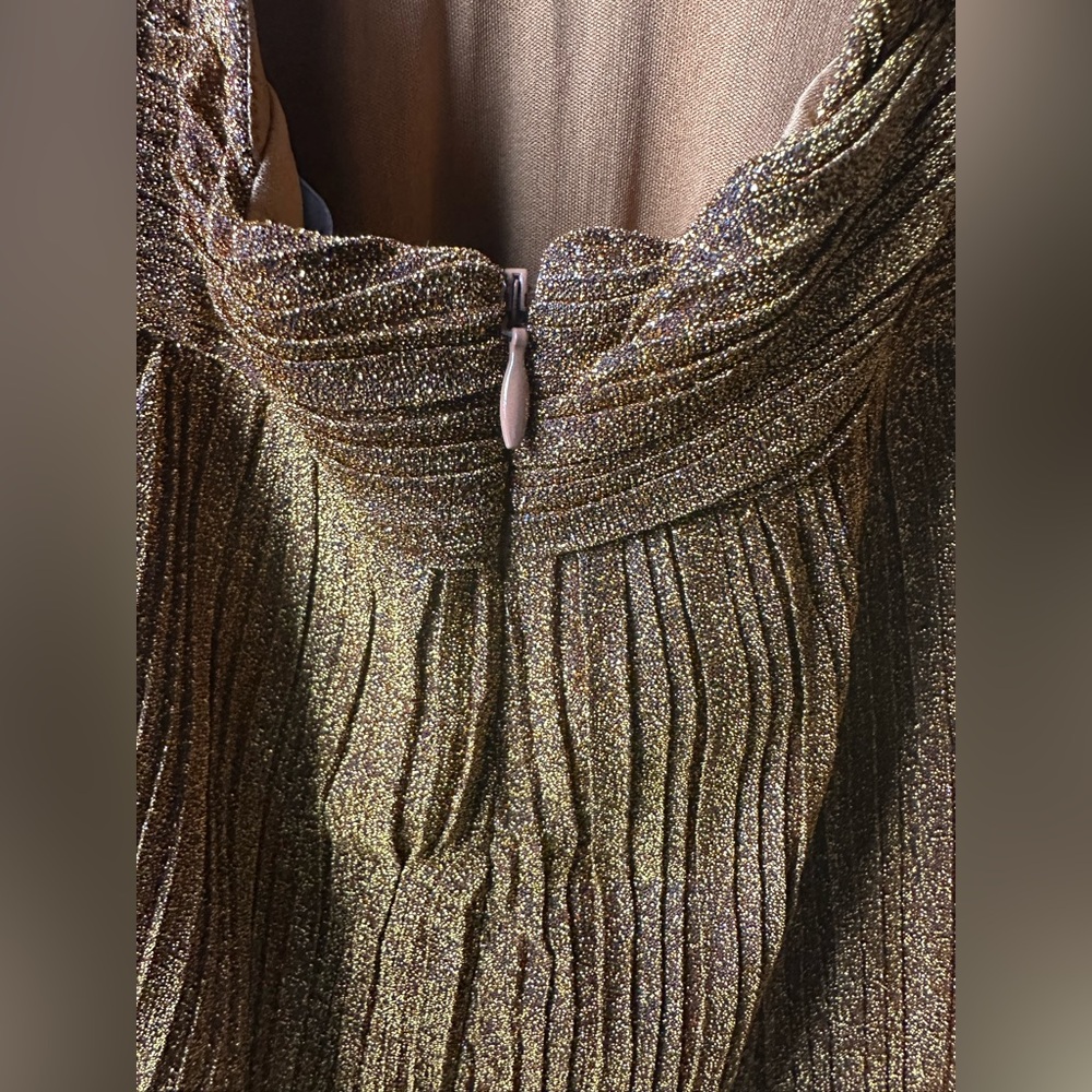 Lulu's Copper Metallic Plunge Maxi Dress - Picture 5 of 6